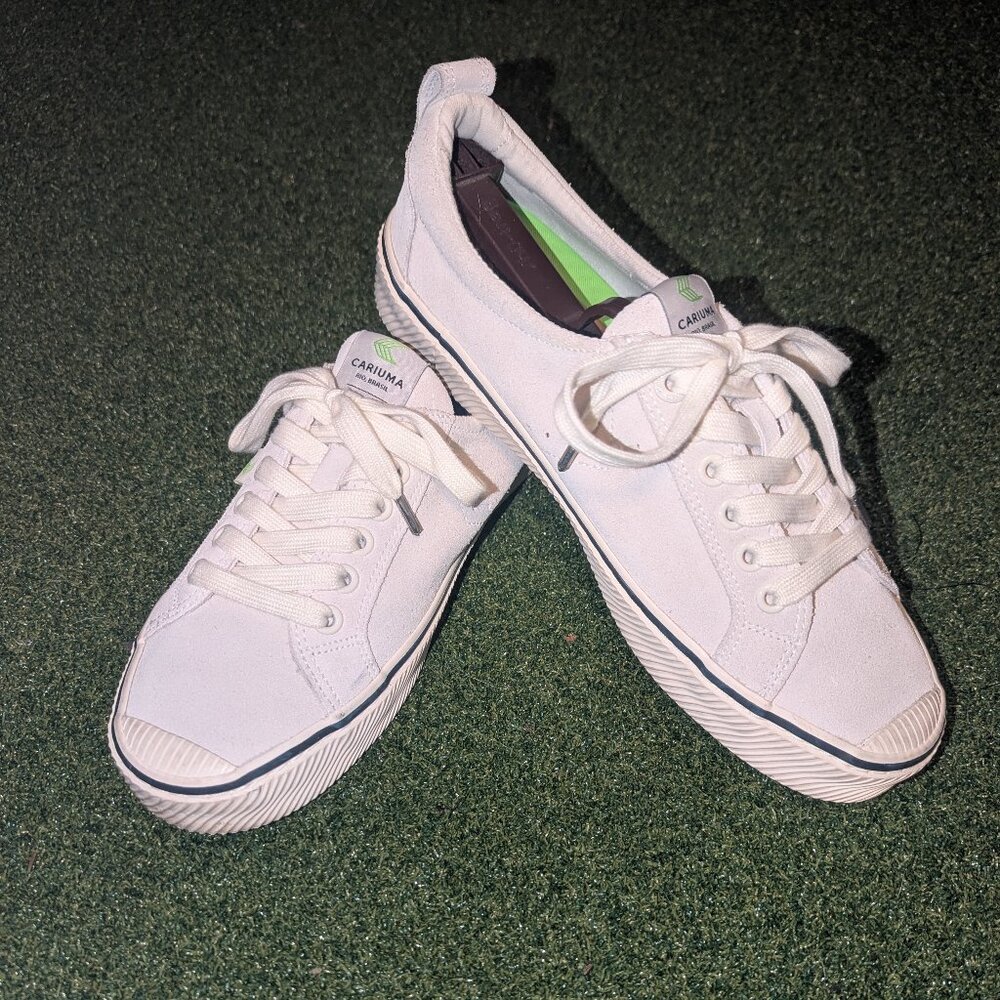 White Suede Cariuma OCA Low USW 9.5 | USM 8